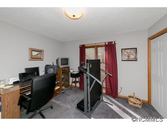100 Ridgeview Drive - Photo 18