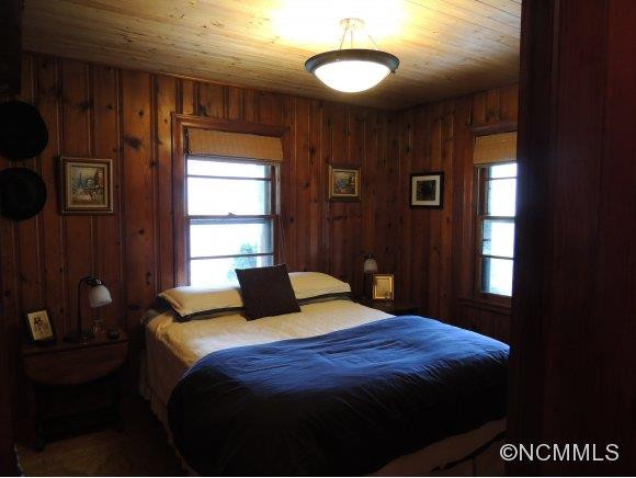 5035 Gerton Highway - Photo 13