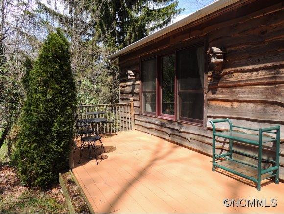 5035 Gerton Highway - Photo 19