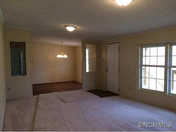 309 Collingwood Drive - Photo 4