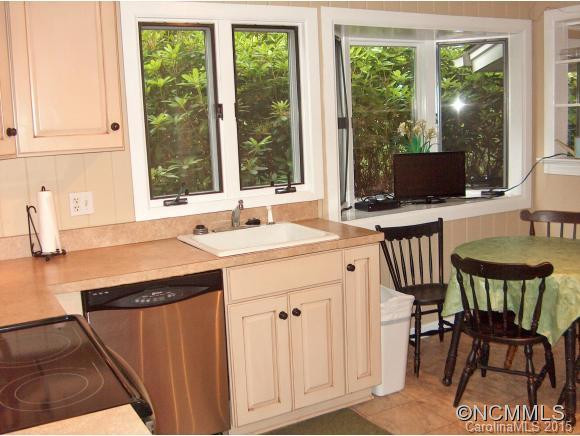213 Chapel Drive - Photo 7