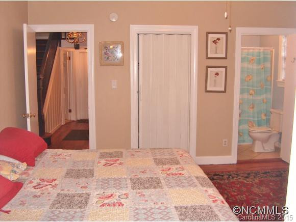 213 Chapel Drive - Photo 10