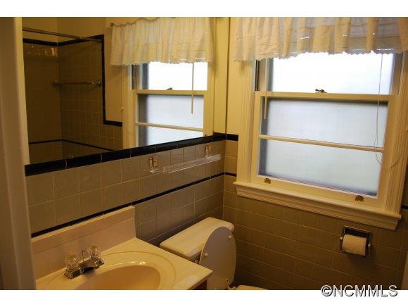 223 South Laurel Circle - Photo 10
