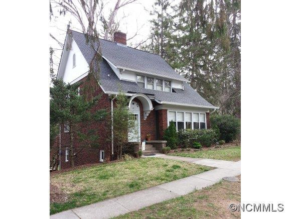 27 Farrwood Avenue - Photo 2