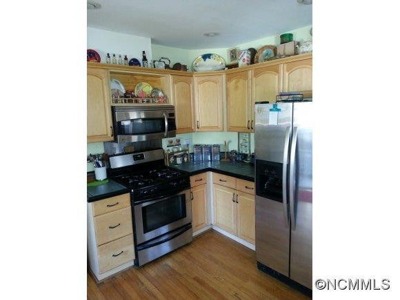 27 Farrwood Avenue - Photo 14