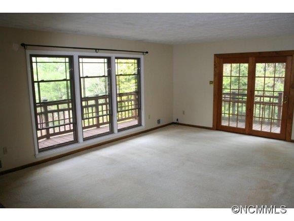 145 Stratford - Photo 3