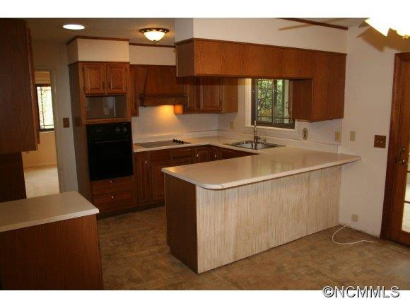145 Stratford - Photo 6