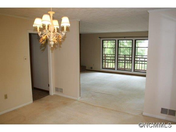 145 Stratford - Photo 8