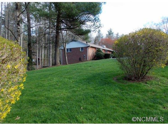 219 Timberlane Drive - Photo 18
