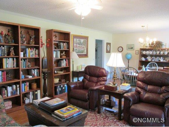 204 Dartcrest Drive - Photo 5
