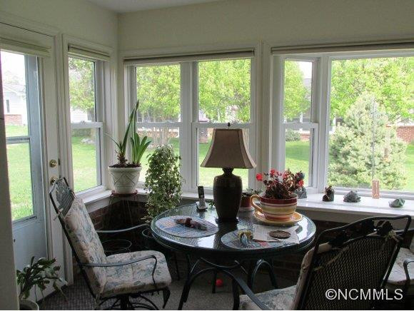 204 Dartcrest Drive - Photo 6