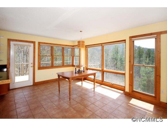 90 Old Cove Road - Photo 4