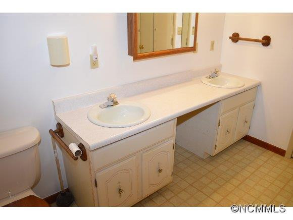 392 Balsam Shadows Road - Photo 12