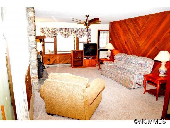 392 Balsam Shadows Road - Photo 7