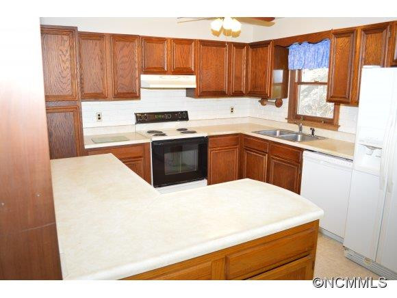 392 Balsam Shadows Road - Photo 10