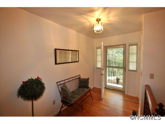 873 Indian Hill Rd. - Photo 4