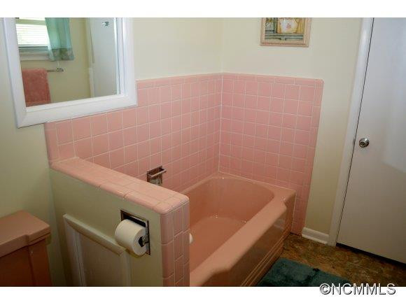 19 Haywood Drive - Photo 18