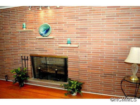 19 Haywood Drive - Photo 7