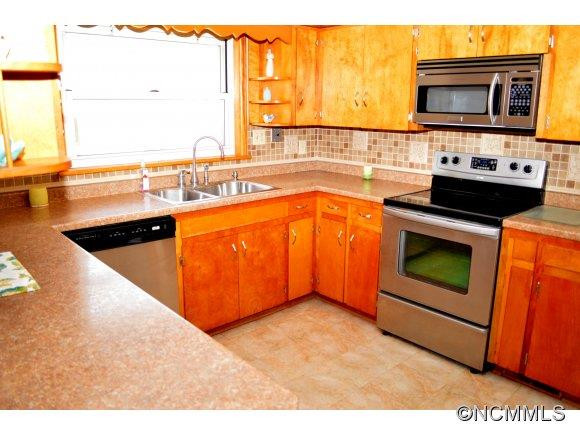 19 Haywood Drive - Photo 9