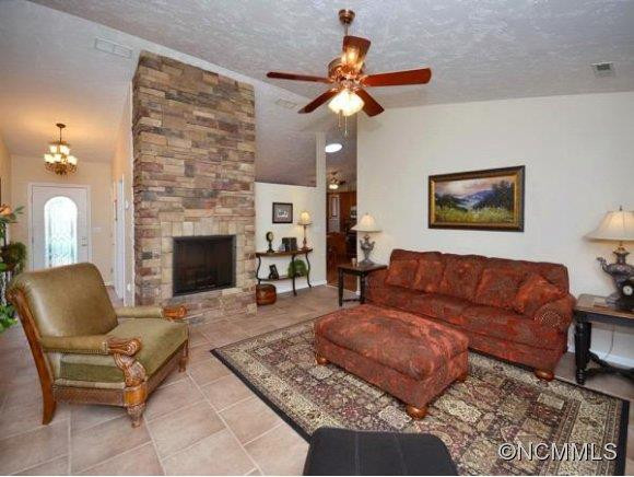 4 NORTH VALLEY DRIVE - Photo 5