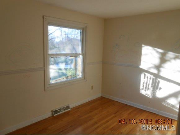 16 Oak Leaf Lane - Photo 4