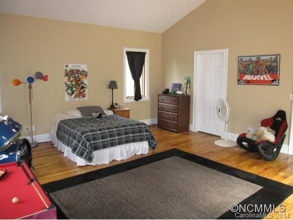 208 Wilson Ave - Photo 12