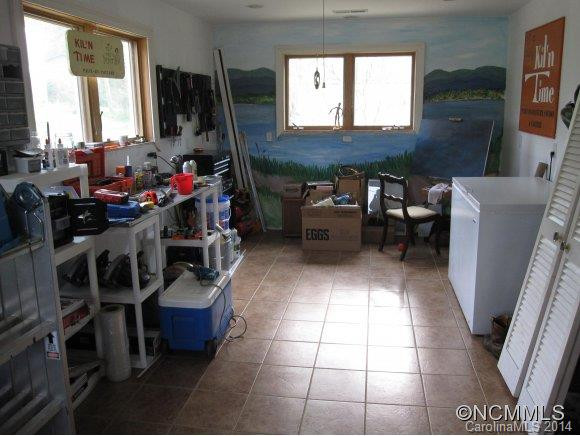 208 Wilson Ave - Photo 15