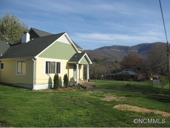 208 Wilson Ave - Photo 3