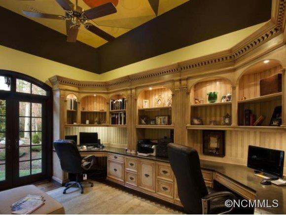 271 Holly Arbor Lane - Photo 9