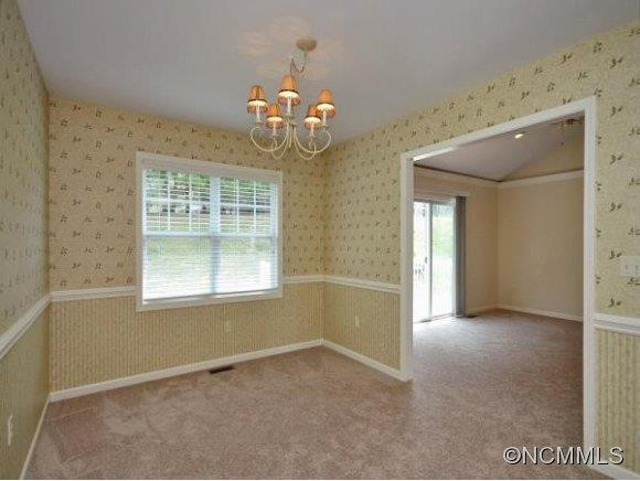 138 CHARLESTOWN DRIVE - Photo 2