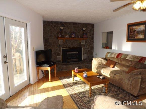 1595 Kitchens Branch Road - Photo 3