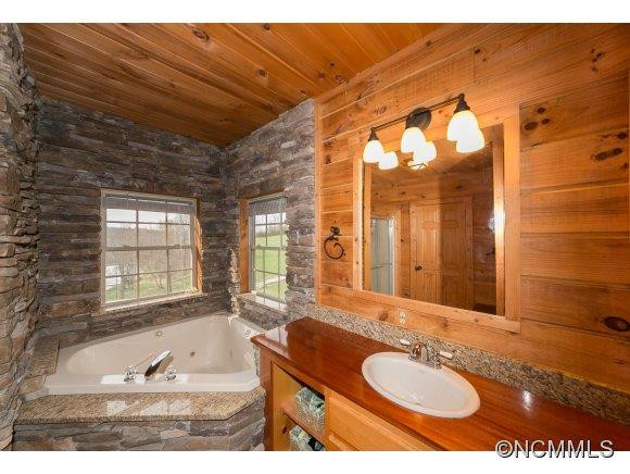 185 Grand Oaks Drive - Photo 15