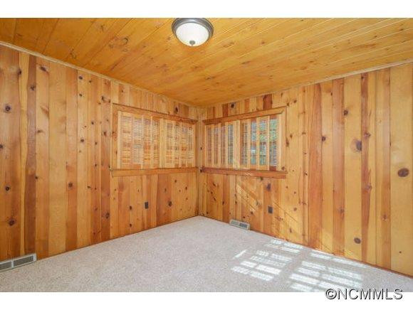 162 Woodland Road - Photo 17