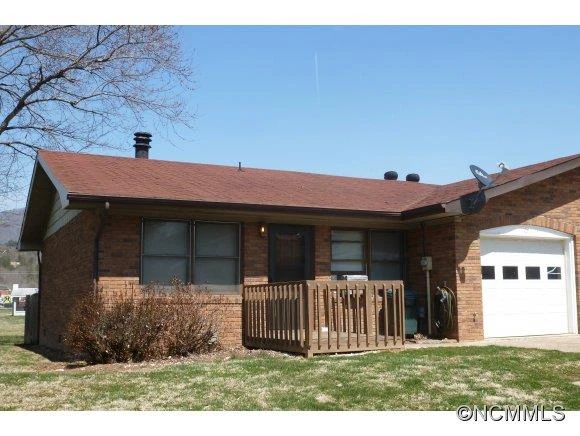 65 Pebblebrook Street