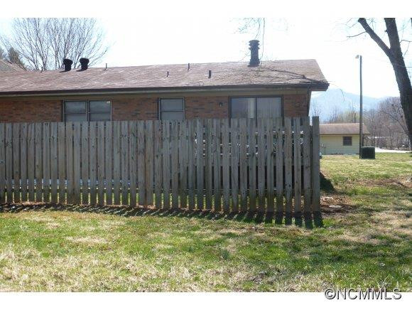 65 Pebblebrook Street - Photo 3
