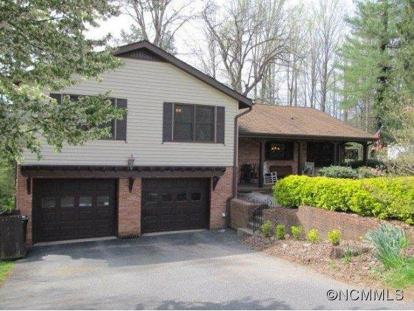 268 Hawthorne Drive - Photo 2