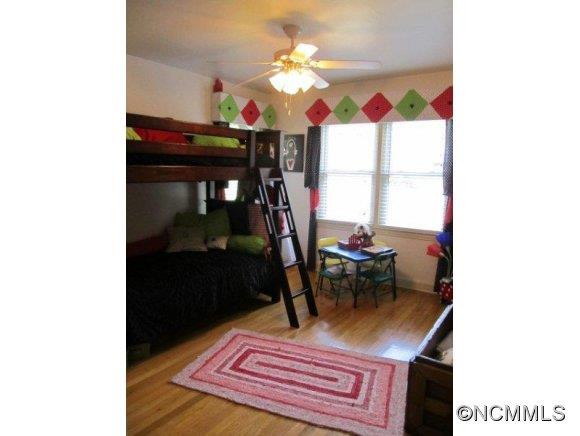 268 Hawthorne Drive - Photo 13