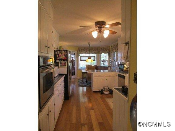 268 Hawthorne Drive - Photo 10