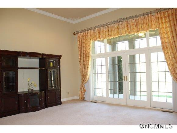 151 Founders Drive - Photo 7