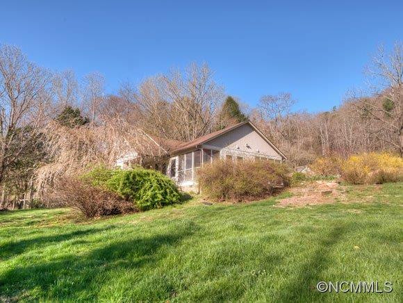 26 Mountain View Avenue - Photo 3