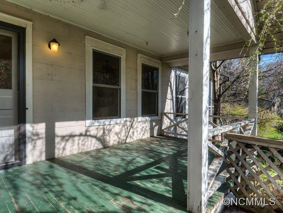 26 Mountain View Avenue - Photo 21