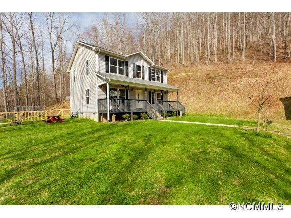 272 Paint Fork Rd - Photo 2