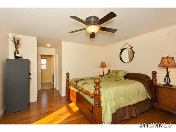 272 Paint Fork Rd - Photo 12