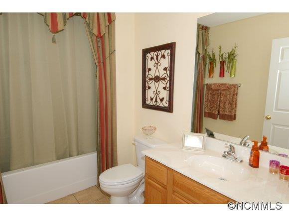 302 Castle Creek Drive - Photo 19