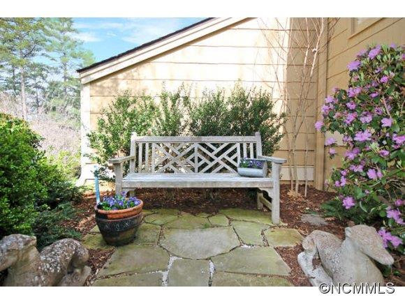 103 Beaver Ridge Road - Photo 2