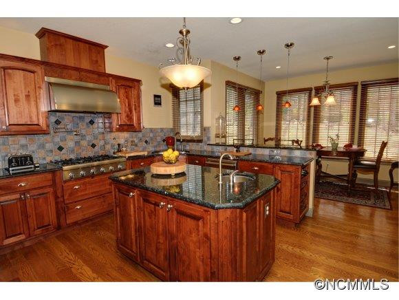 374 Sweetwater Drive - Photo 2