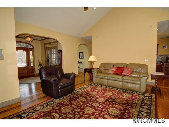 374 Sweetwater Drive - Photo 8