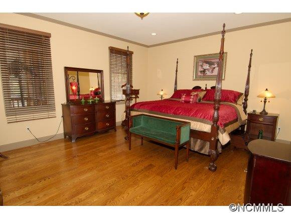 374 Sweetwater Drive - Photo 9