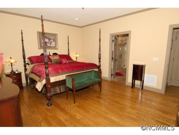 374 Sweetwater Drive - Photo 10