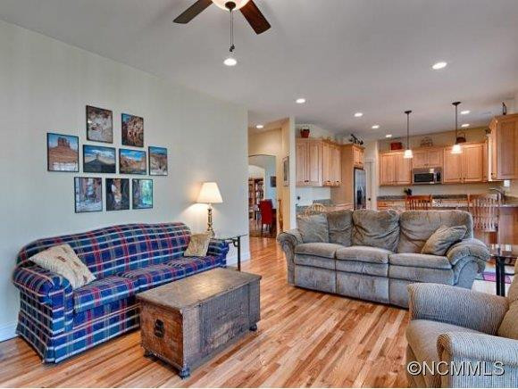 35 MANN DRIVE - Photo 4